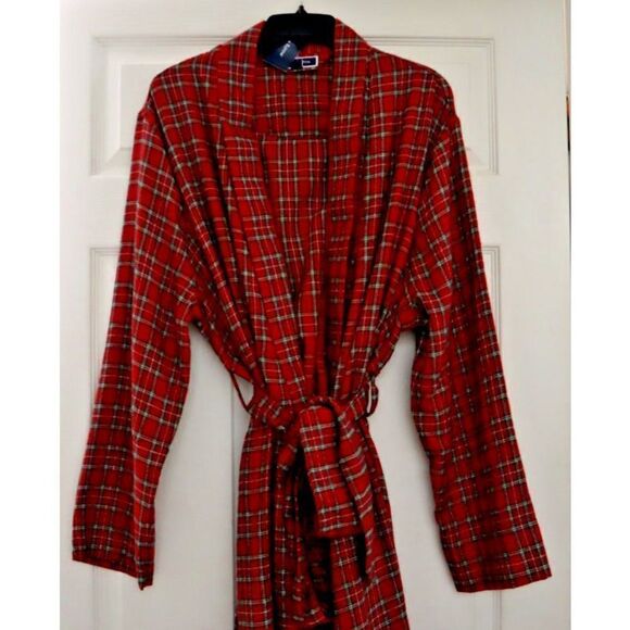 Club Room 10013203100 Men's Sz S/M Red Navy Plaid Plush Flannel Lounge Robe $60 - Picture 3 of 8